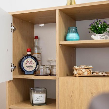 Apartman Grof Split Exteriör bild